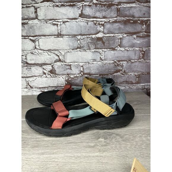 Teva Hurricane XLT2 Earth Pink Blue Yellow Nylon Hiking Strap Sandals Men Sz 12M - Picture 1 of 16